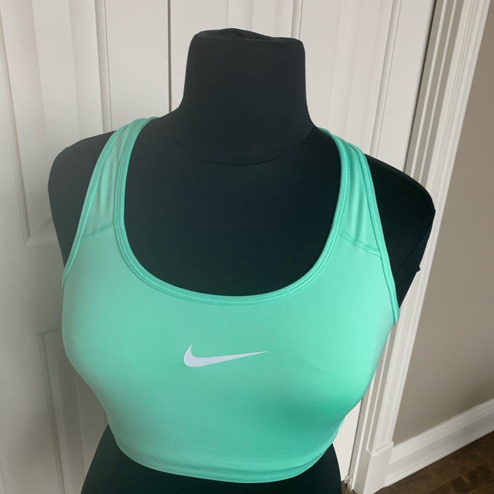 Nike Dry fit sports bra